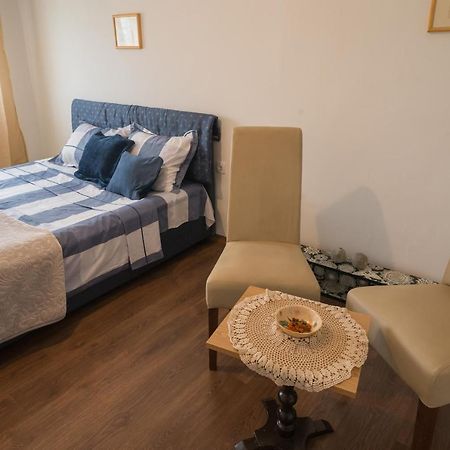 Kuca na selu + besplatan parking Villa Nikšić Bagian luar foto